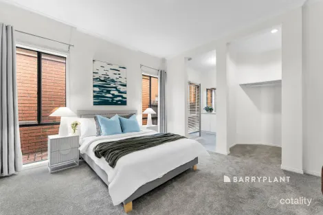 Property photo of 21 Clocktower Court Berwick VIC 3806