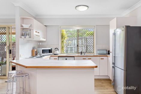 Property photo of 1/10 Rhodes Street Stafford QLD 4053