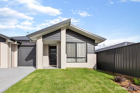 Property photo of 2/13 Cambridge Street Thornton NSW 2322