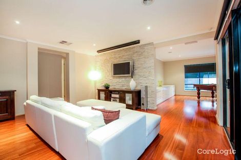 Property photo of 12 Osterley Close Caroline Springs VIC 3023