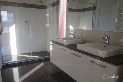 Property photo of 11 Chagall Parade Clyde North VIC 3978