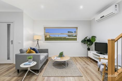 Property photo of 2/9 Hutchinson Street Albion VIC 3020