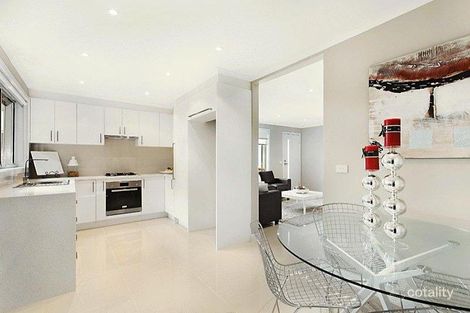 Property photo of 2/376 Mascoma Street Strathmore Heights VIC 3041