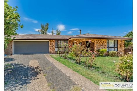 5 Finlayson Cl, Armidale, NSW 2350