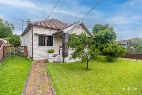 Property photo of 39 Alexandra Avenue Westmead NSW 2145