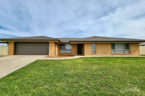 6 Rosewood Ave, Parkes, NSW 2870