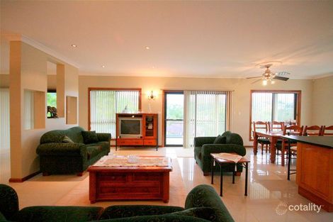 Property photo of 1 Carbeen Crescent Cordeaux Heights NSW 2526
