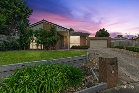 Property photo of 1 Hampton Close Narre Warren VIC 3805