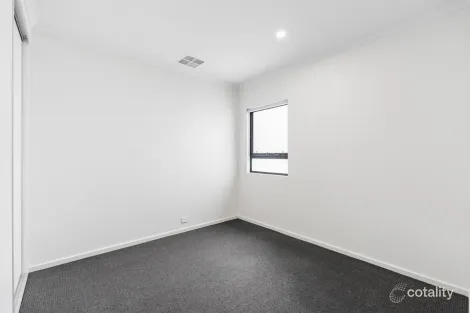 Property photo of 34 Parkland Avenue Mount Barker SA 5251