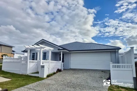 Property photo of 1 Linkview Place Thornlands QLD 4164