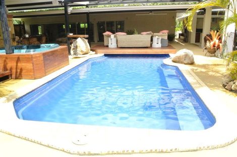 14 Golden Ave, Tannum Sands, QLD 4680