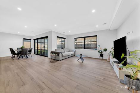 Property photo of 46 Garrard Crescent Clyde VIC 3978