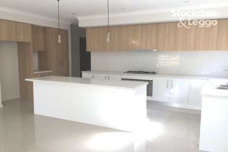 Property photo of 172 Highpark Drive Wollert VIC 3750