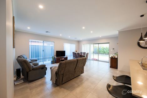 Property photo of 26 Torridge Approach Piara Waters WA 6112