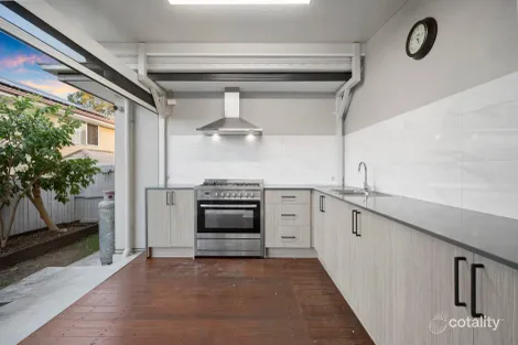 Property photo of 25 Tranquil Place McDowall QLD 4053