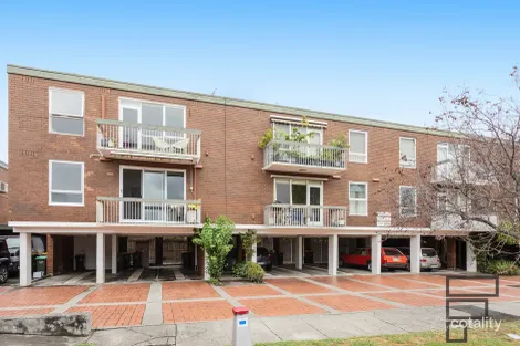 21/1 Whitehall Ct, Caulfield North, VIC 3161