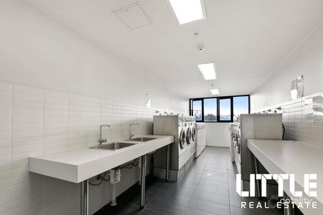 Property photo of 418/1 Glenferrie Place Hawthorn VIC 3122