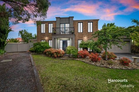 16 Hopkins Pass, Pakenham, VIC 3810