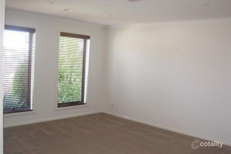 Property photo of 3 Songbird Crescent South Morang VIC 3752