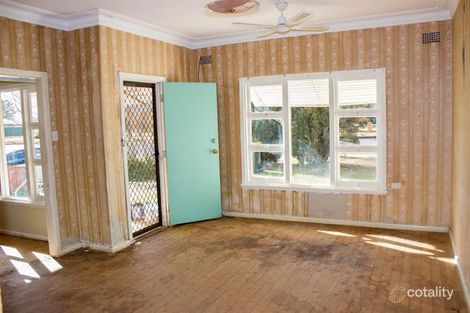 Property photo of 31 Fitzhill Parade Dubbo NSW 2830