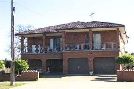 87 Humphries Rd, St Johns Park, NSW 2176