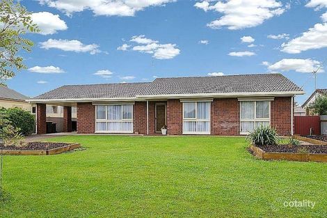 17 Eighth St, Millicent, SA 5280