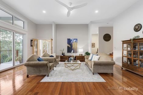 Property photo of 11 Castle Road North Warrandyte VIC 3113