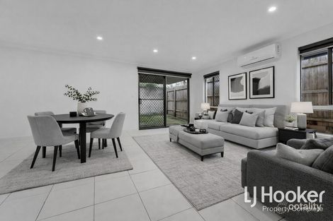 8 Flint St, Yarrabilba, QLD 4207