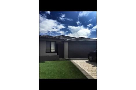 Property photo of 30 Rathlin Cove Canning Vale WA 6155