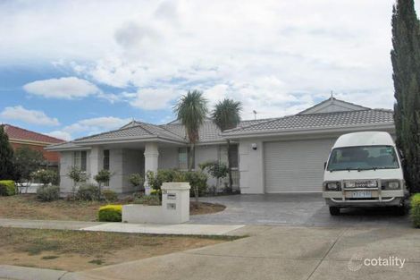 21 Carnarvon Cl, Taylors Lakes, VIC 3038