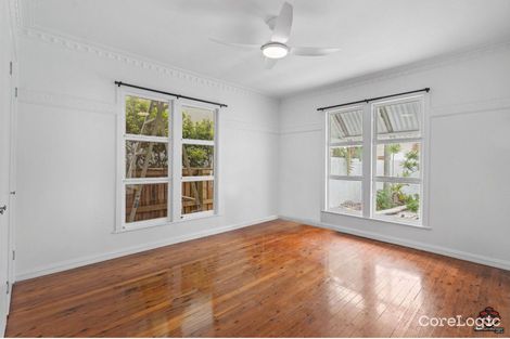 Property photo of 22 Ferny Fairway Burleigh Heads QLD 4220