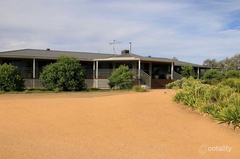 Property photo of 2 Bond Street Lockhart NSW 2656