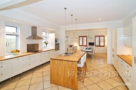 Property photo of 15 Oakmont Crescent Dunsborough WA 6281