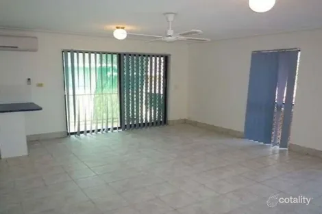 2/6 Tomkins Pl, Southport, QLD 4215
