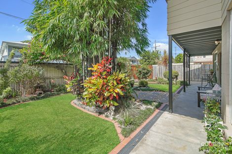 Property photo of 14 Eider Avenue Paradise Point QLD 4216