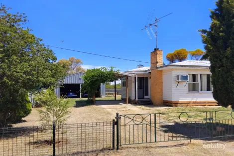 10 Meering Rd, Quambatook, VIC 3540