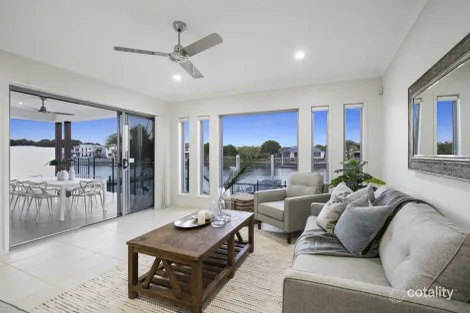 Property photo of 63 Cova Boulevard Hope Island QLD 4212
