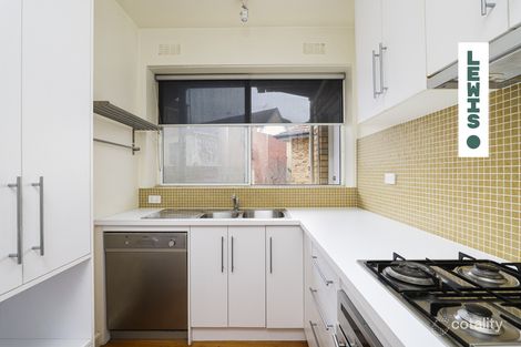 Property photo of 2/5 Woonsocket Court St Kilda VIC 3182