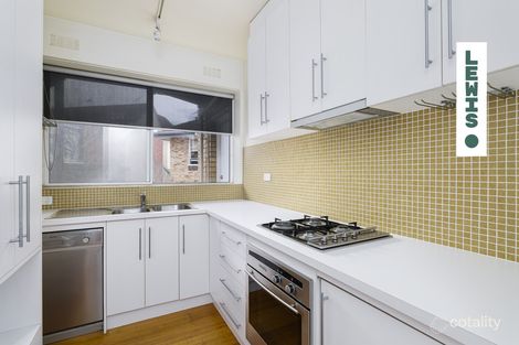 Property photo of 2/5 Woonsocket Court St Kilda VIC 3182