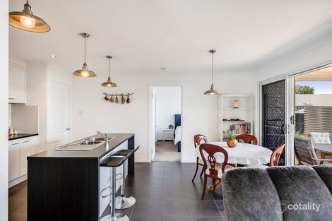 Property photo of 2/33 Bouganvillea Drive Middle Ridge QLD 4350