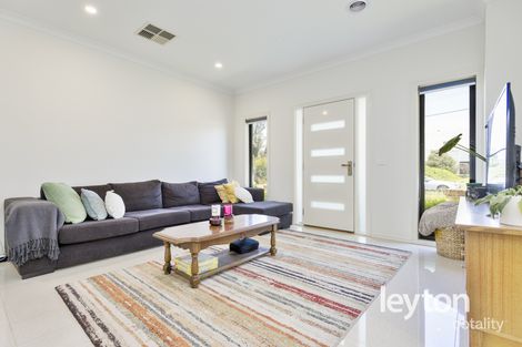 Property photo of 1/5 Parsons Avenue Springvale VIC 3171
