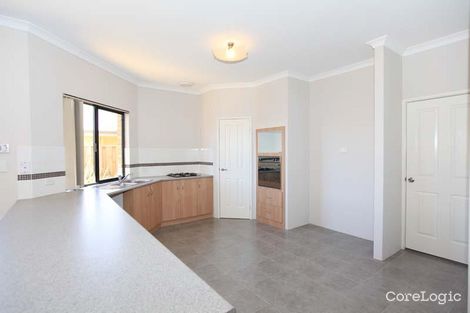 Property photo of 17 Lomatia Ramble Halls Head WA 6210