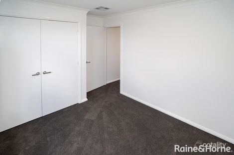 146 Valencia Dr, Gobbagombalin, NSW 2650