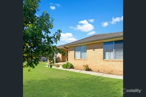 7 Blaxland Ave, Luddenham, NSW 2745