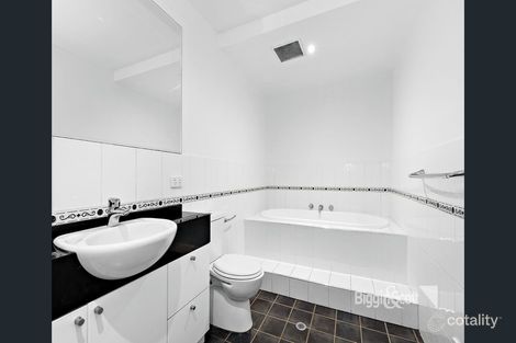 Property photo of 2/2-10 Teague Avenue Mentone VIC 3194