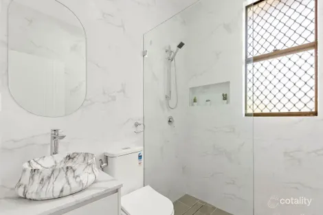 Property photo of 11 Cummins Street Unanderra NSW 2526