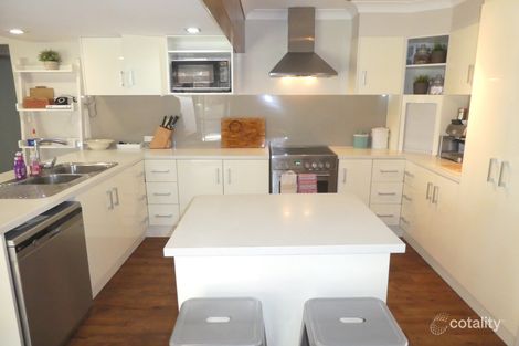 Property photo of 10 Commodore Court Cleveland QLD 4163