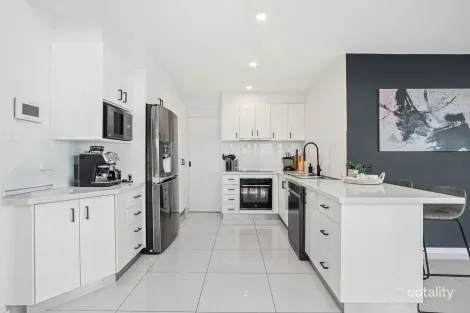 Property photo of 4 Torres Circuit Shell Cove NSW 2529