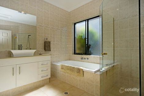 Property photo of 1045 Rosebank Way Hope Island QLD 4212