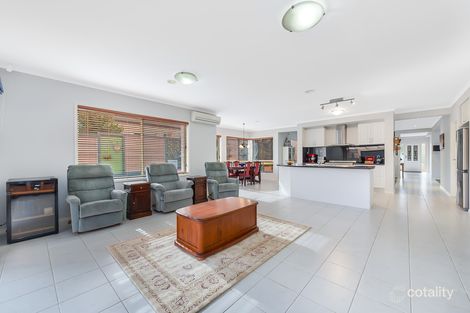 Property photo of 11 Monarch Road Berwick VIC 3806